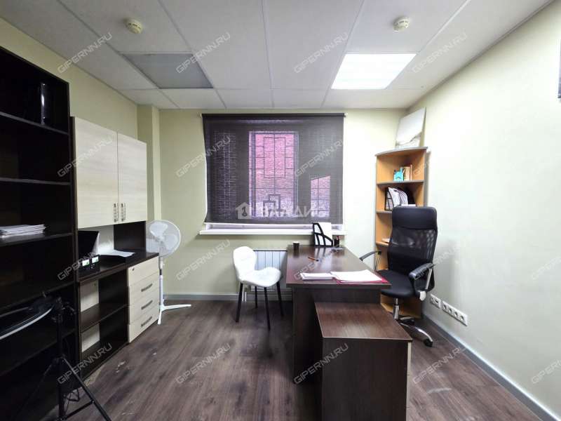 помещение под офис на улице Братьев Игнатовых