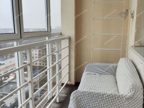 1-komnatnaya-prosp-oktyabrya-d-25 фото