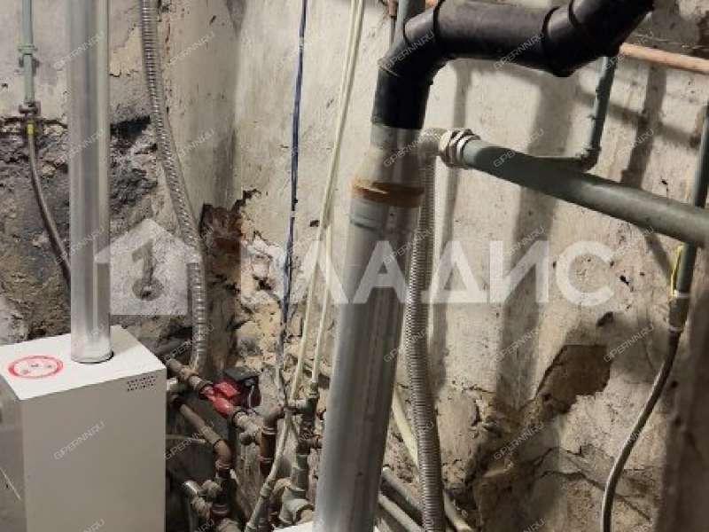 1/2 дома на улице Ванеева