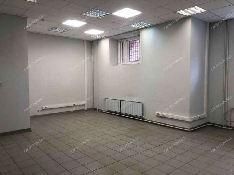 помещение под торговую площадь на Ижорская ул, д.15