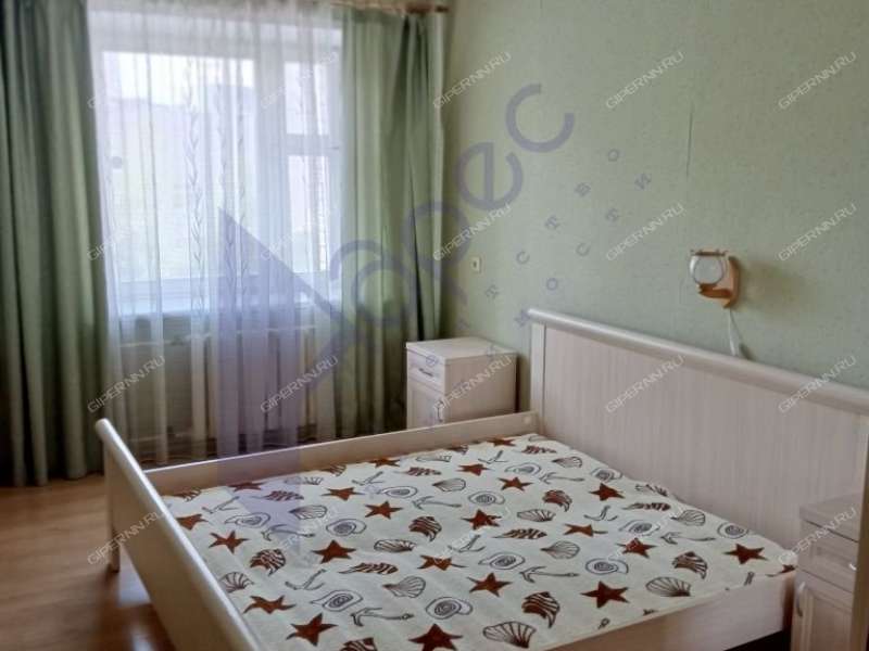 трёхкомнатная квартира на улице Родионова дом 193