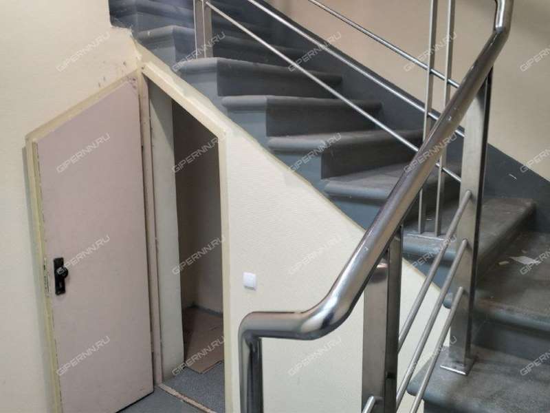 помещение под торговую площадь на Максима Горького ул., д.52