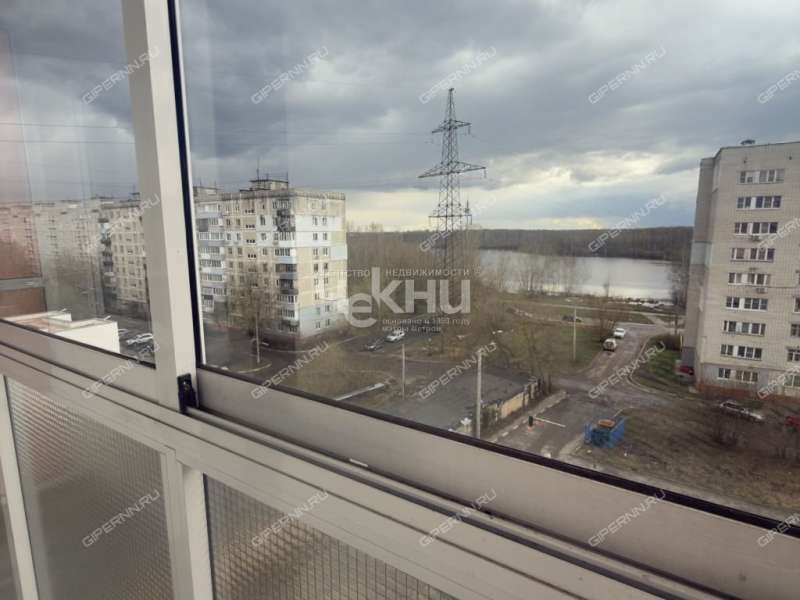 однокомнатная квартира на улице Движенцев дом 34