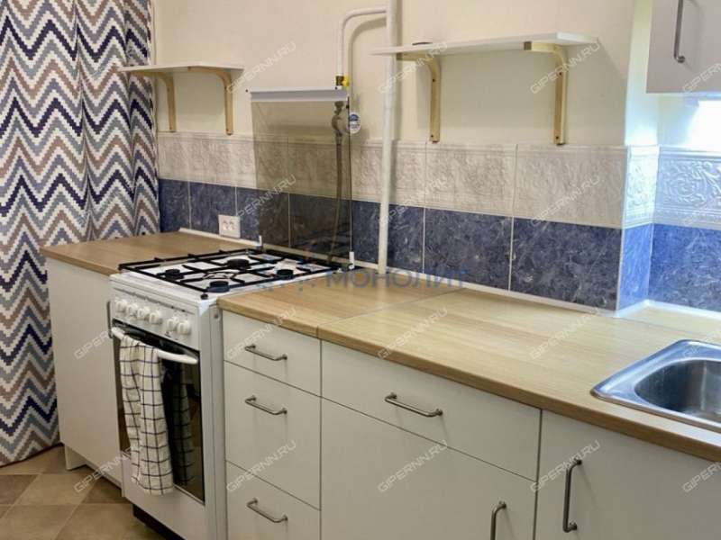 трёхкомнатная квартира на улице Тропинина дом 10