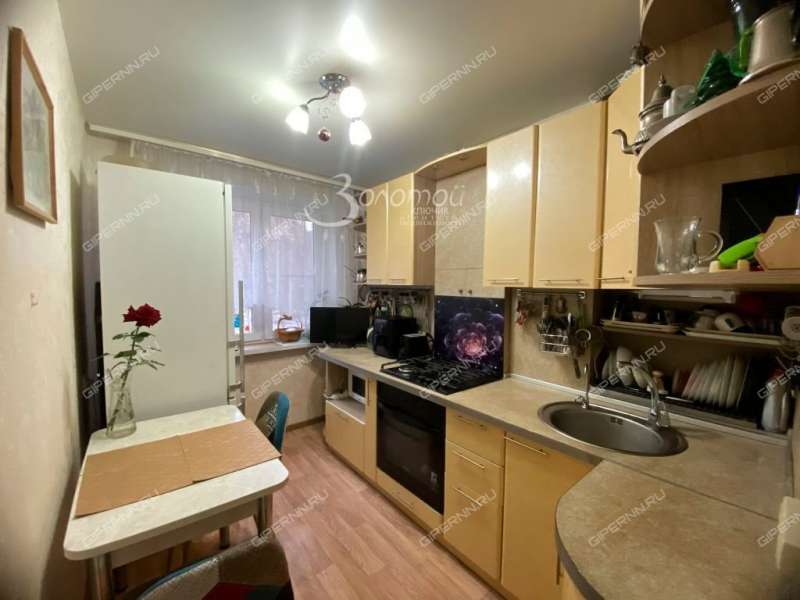 трёхкомнатная квартира на Ковалихинской улице дом 72