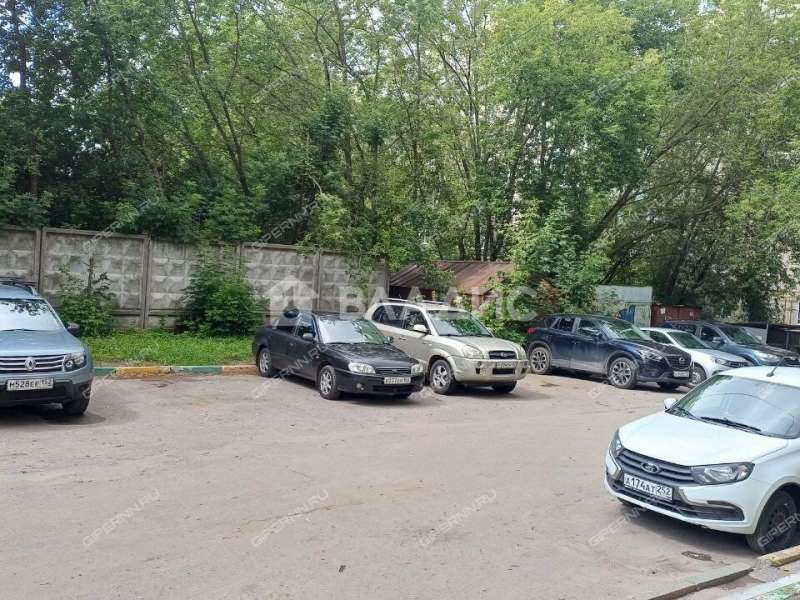 трёхкомнатная квартира на улице Героя Советского Союза Усилова дом 1 к4