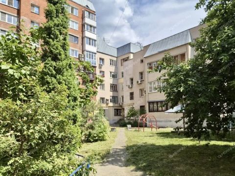 4-komnatnaya-ul-kerchenskaya-d-14a фото