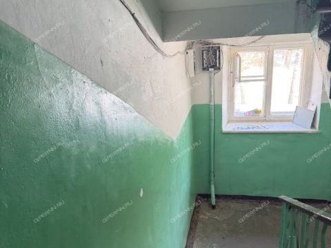 1-komnatnaya-b-r-60-letiya-oktyabrya-d-8 фото