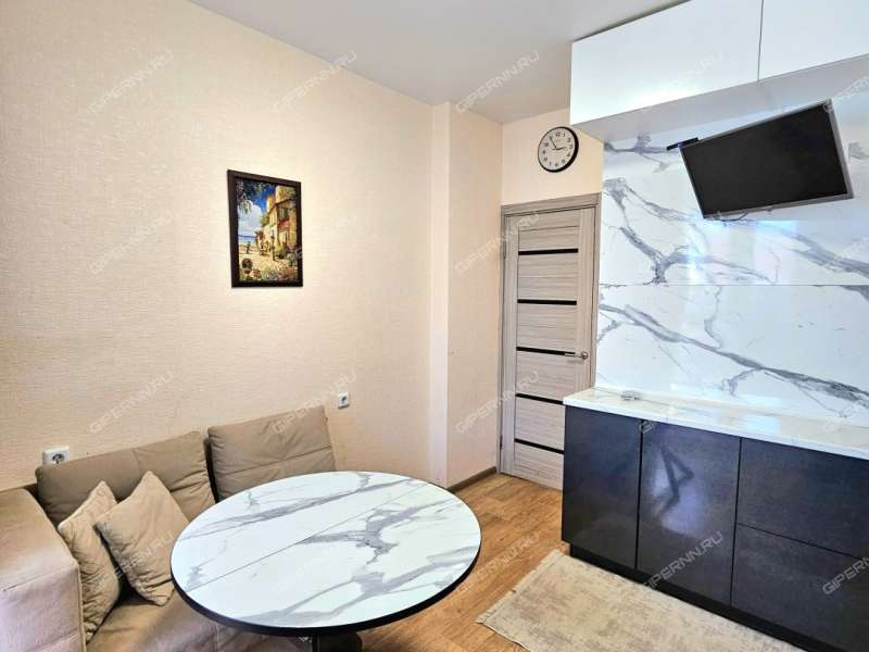 однокомнатная квартира на улице Радио дом 10