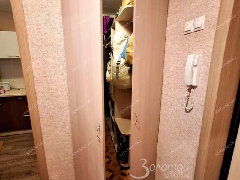 однокомнатная квартира на улице Коминтерна дом 18