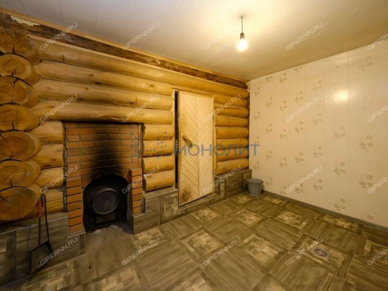 дом на Центральной улице