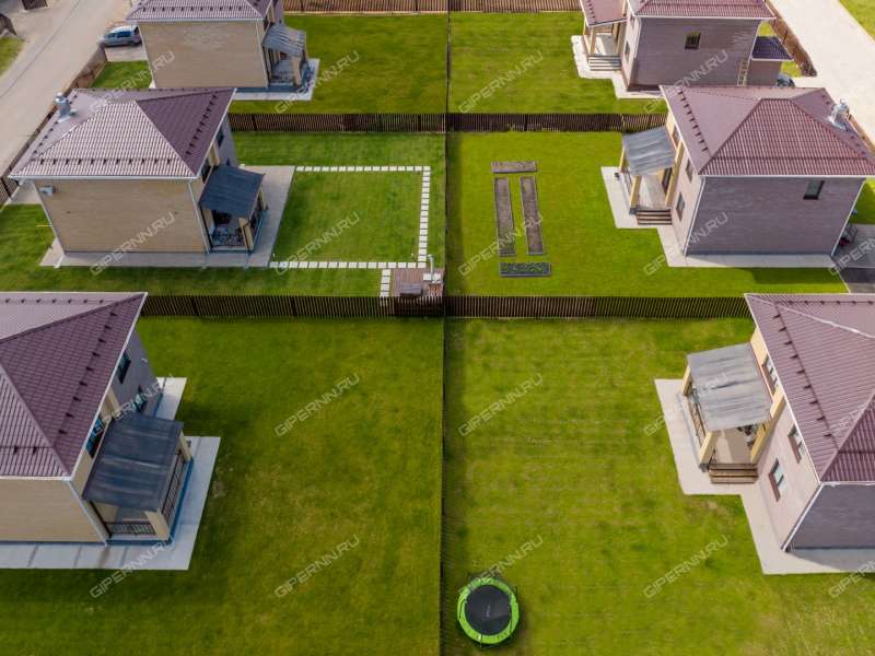 дом на 4-й Цветочной улице деревня Крутая