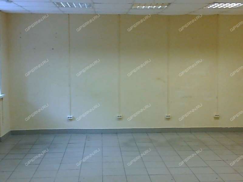 помещение под офис, торговую площадь на улице Юлиуса Фучика