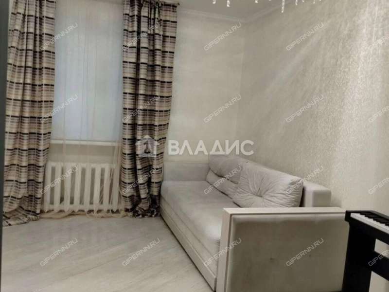 четырёхкомнатная квартира на улице Родионова дом 167 к1