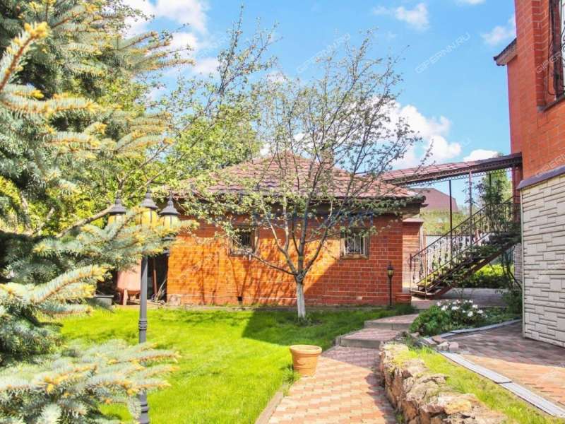 дом на Вишнёвой улице