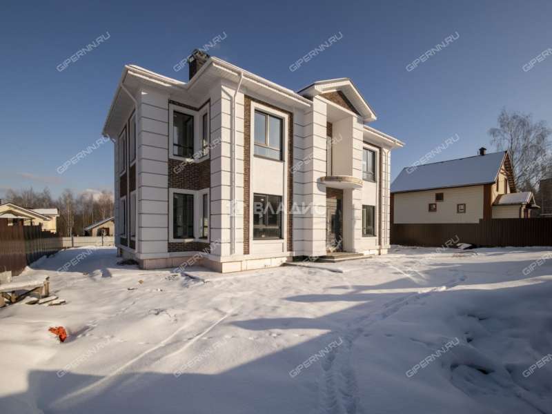 дом на  деревня Утечино