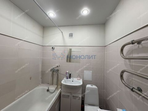 2-komnatnaya-ul-surikova-d-12a фото