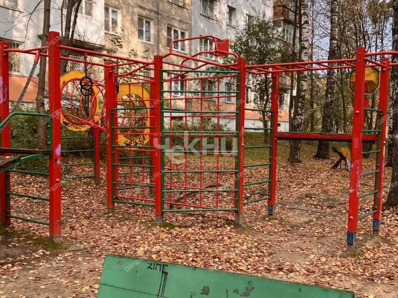 трёхкомнатная квартира на улице имени Генерала Ивлиева дом 33