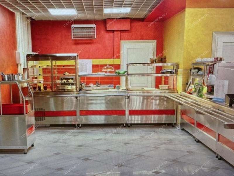 помещение под торговую площадь на Дмитрия Павлова ул., д. 13а