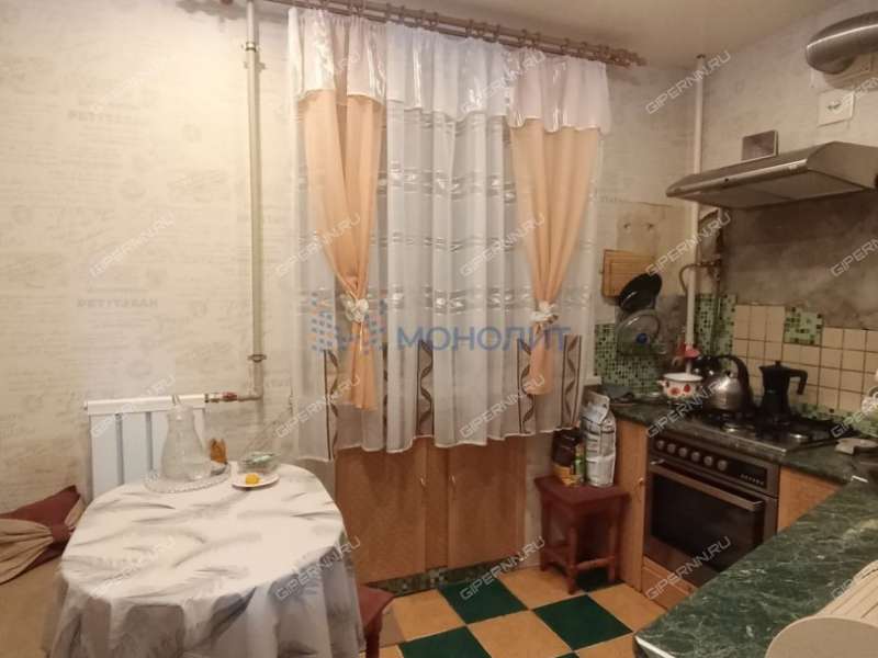 трёхкомнатная квартира на Путейской улице дом 4А