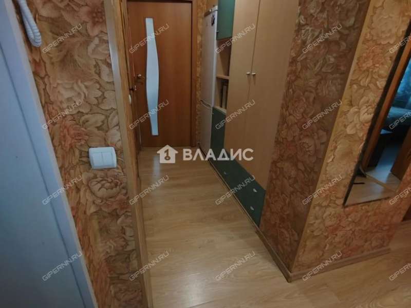 трёхкомнатная квартира на улице Бекетова дом 4А