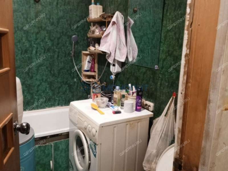 трёхкомнатная квартира на Школьной улице дом 25 посёлок Ждановский