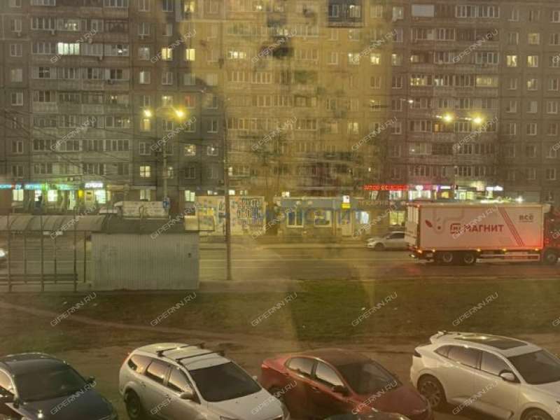трёхкомнатная квартира на Львовской улице дом 8