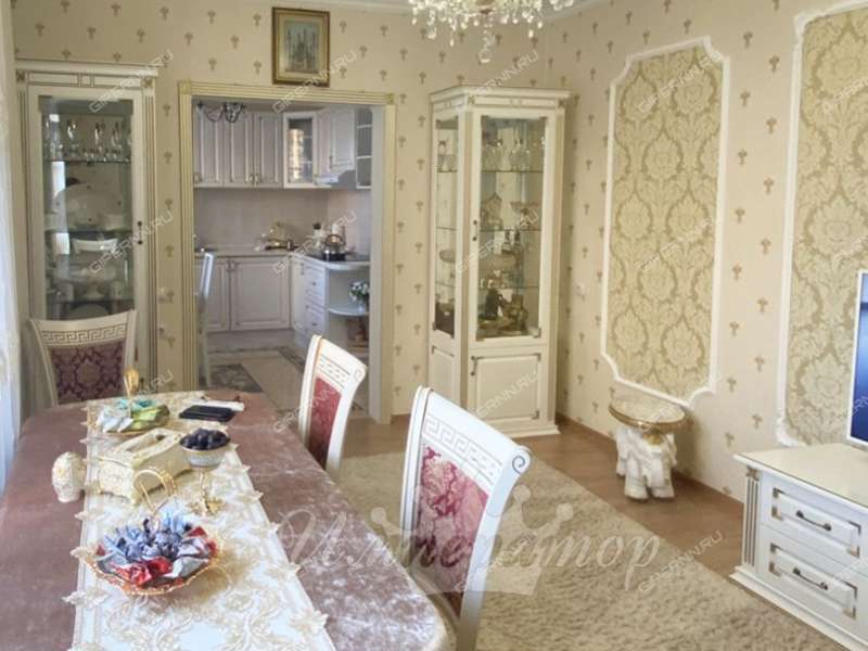 двухкомнатная квартира на Бурнаковской улице дом 67