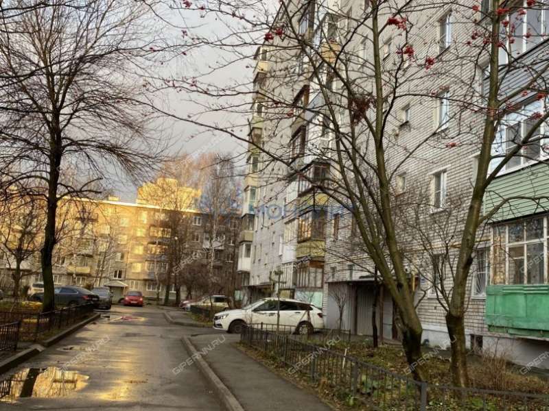 трёхкомнатная квартира на улице Шаляпина дом 10