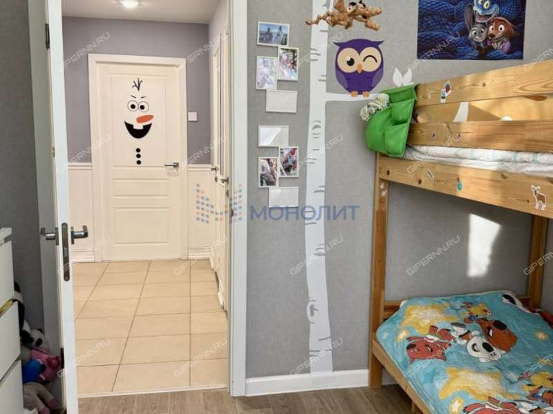 четырёхкомнатная квартира на улице Строкина дом 18