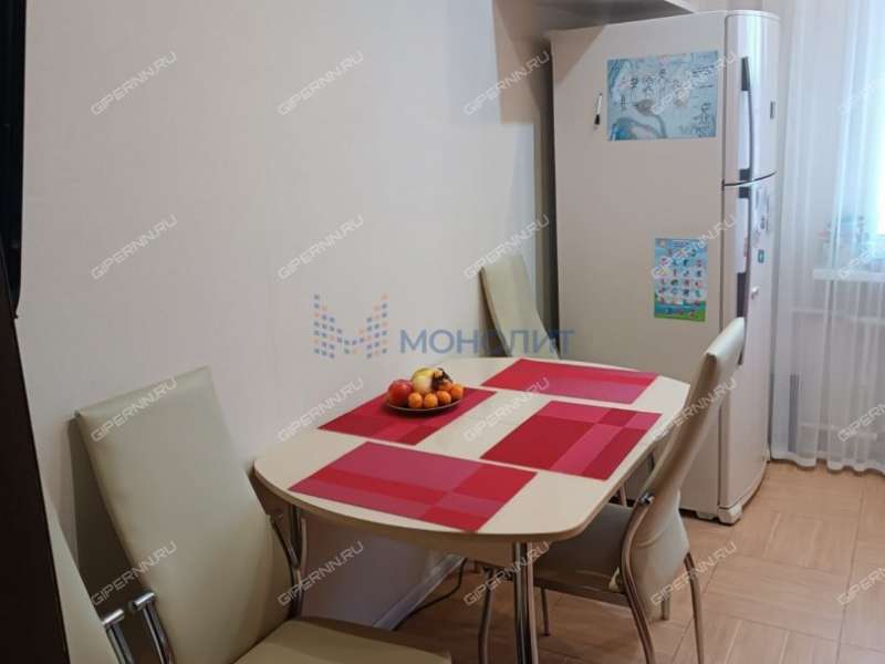 трёхкомнатная квартира на улице Богдановича дом 4