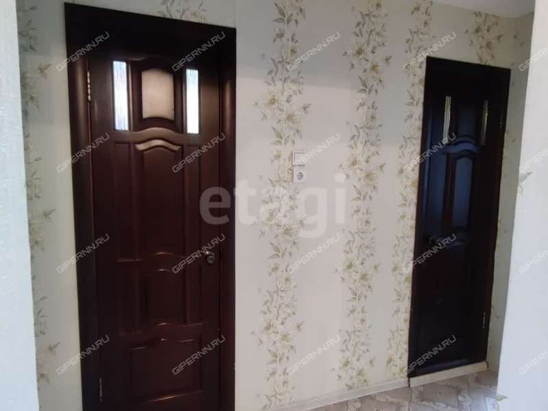 четырёхкомнатная квартира на улице Зайцева дом 17