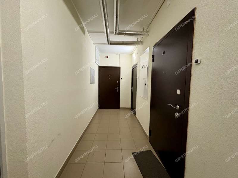 трёхкомнатная квартира на улице 40 лет Октября дом 15 к3