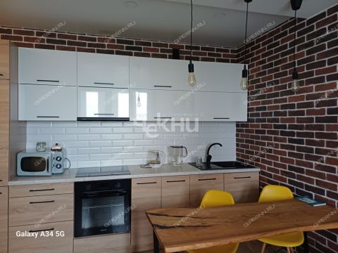 1-komnatnaya-ul-kominterna-d-99 фото