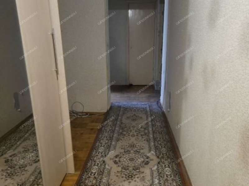 трёхкомнатная квартира на Космической улице дом 57