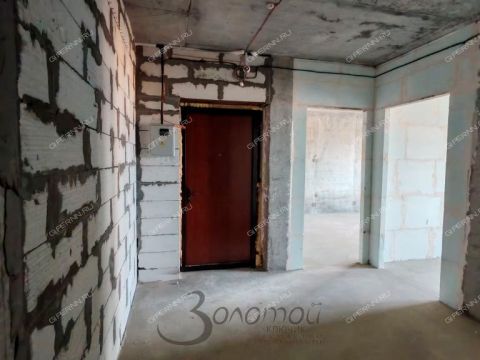 3-komnatnaya-ul-delovaya-d-22 фото