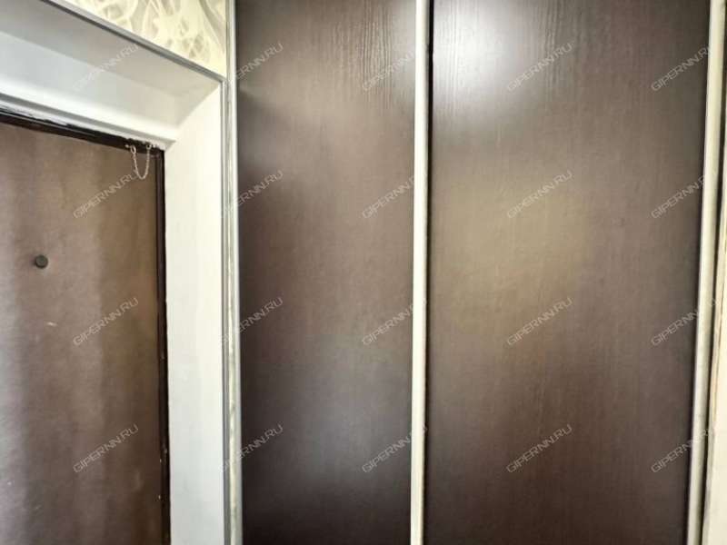 однокомнатная квартира на улице Родионова дом 180