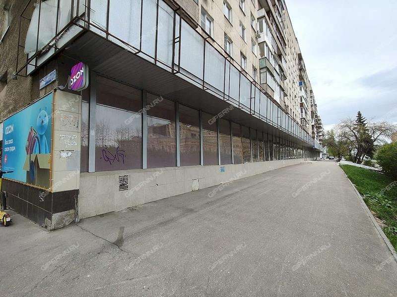 помещение под торговую площадь на Совнаркомовская ул, д. 28