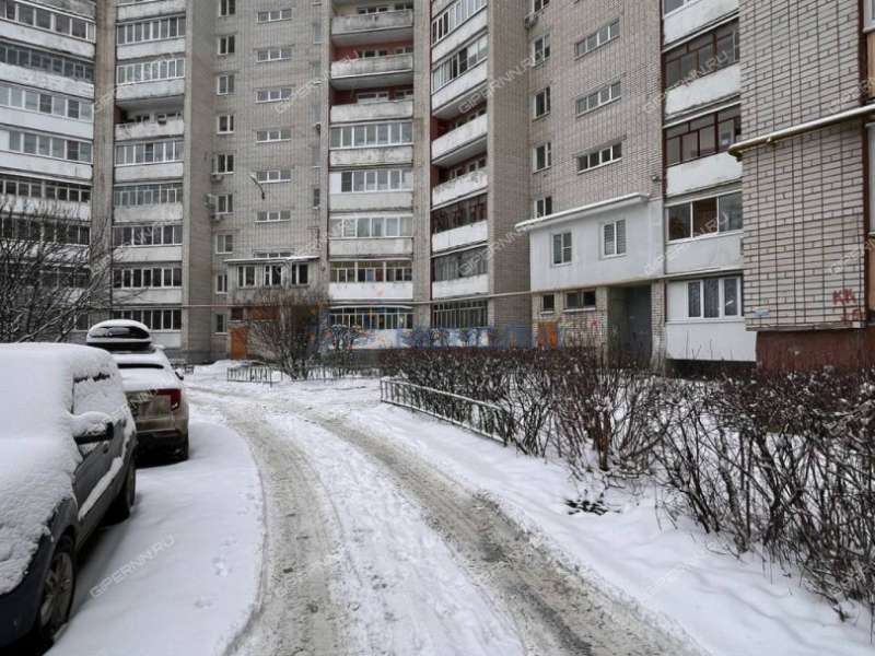 четырёхкомнатная квартира на Молодёжной улице дом 6/38 город Дзержинск