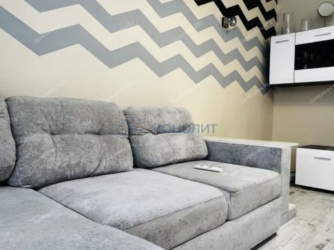 2-komnatnaya-b-r-yuzhnyy-d-20 фото