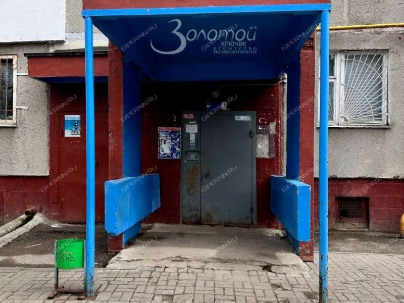 однокомнатная квартира на улице Краснодонцев дом 19