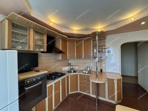 3-komnatnaya-ul-epronovskaya-d-10 фото