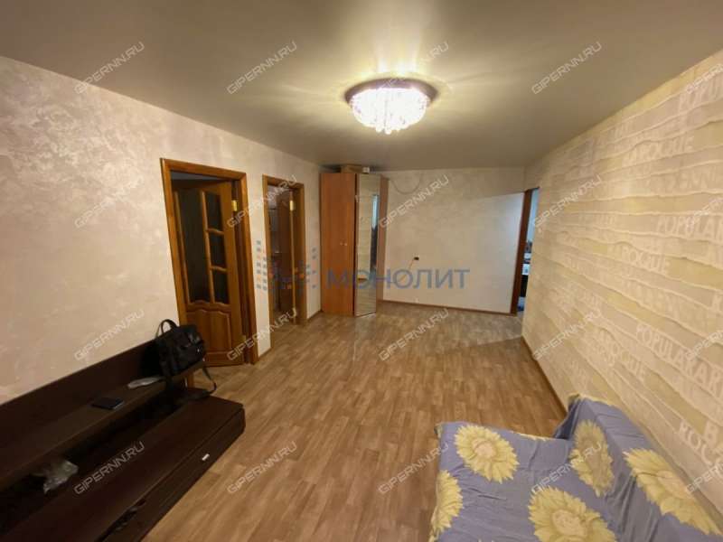 трёхкомнатная квартира на улице Пермякова дом 6