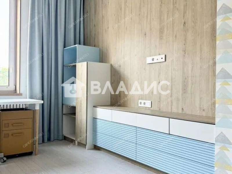 трёхкомнатная квартира на улице Максима Горького дом 70