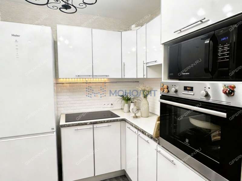 двухкомнатная квартира на Зелёной улице дом 10 город Кстово