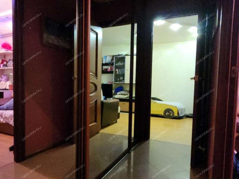 двухкомнатная квартира на бульваре 60-летия Октября дом 20