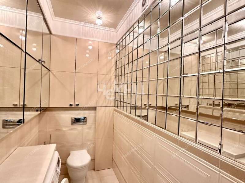 трёхкомнатная квартира на улице Коминтерна дом 139