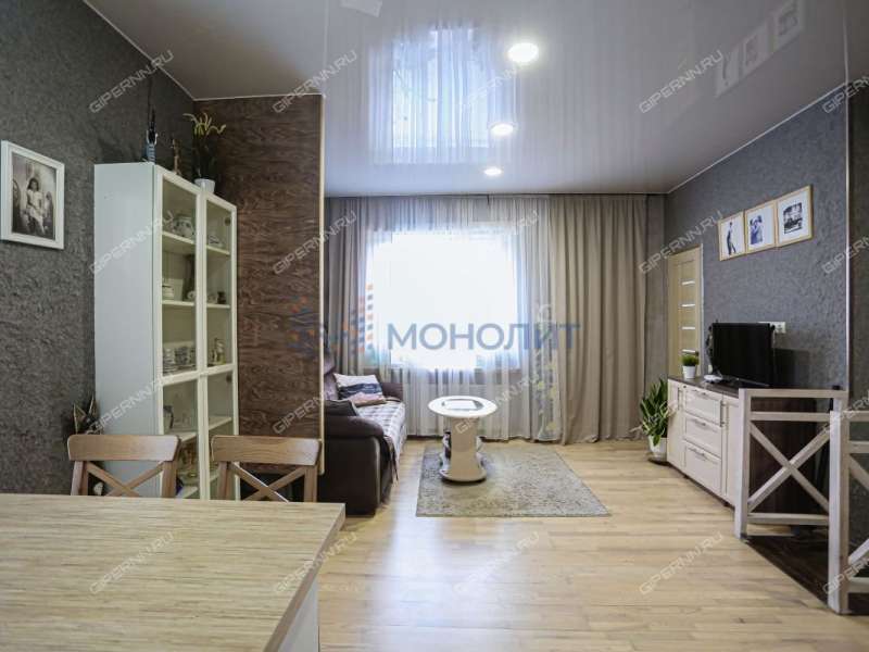 трёхкомнатная квартира в Парниковом переулке дом 8