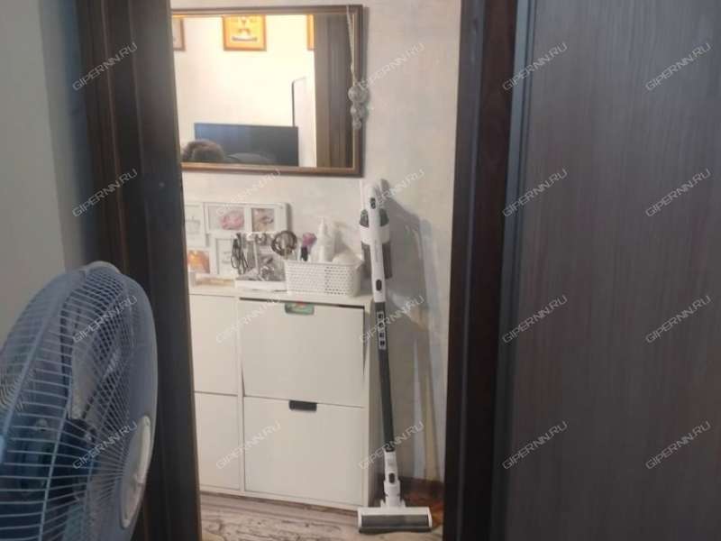 однокомнатная квартира на улице Красных Зорь дом 3