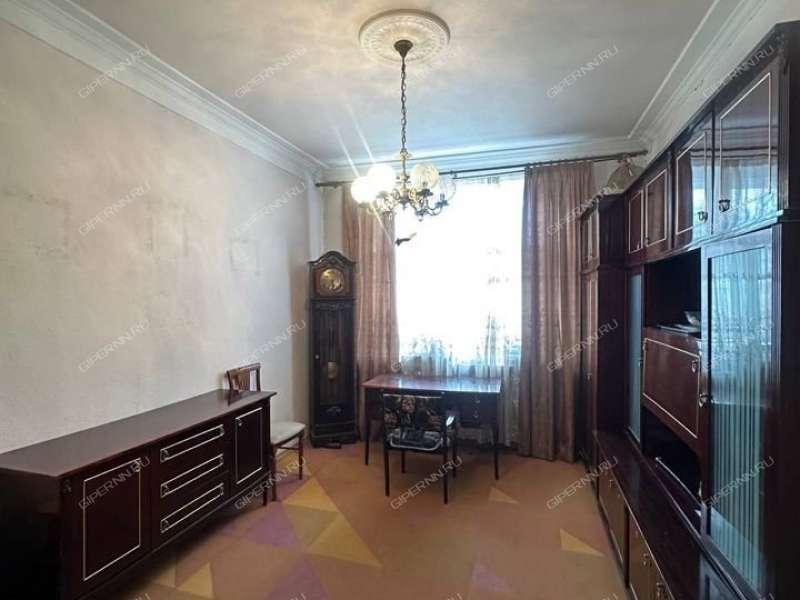 четырёхкомнатная квартира на улице Ватутина дом 2